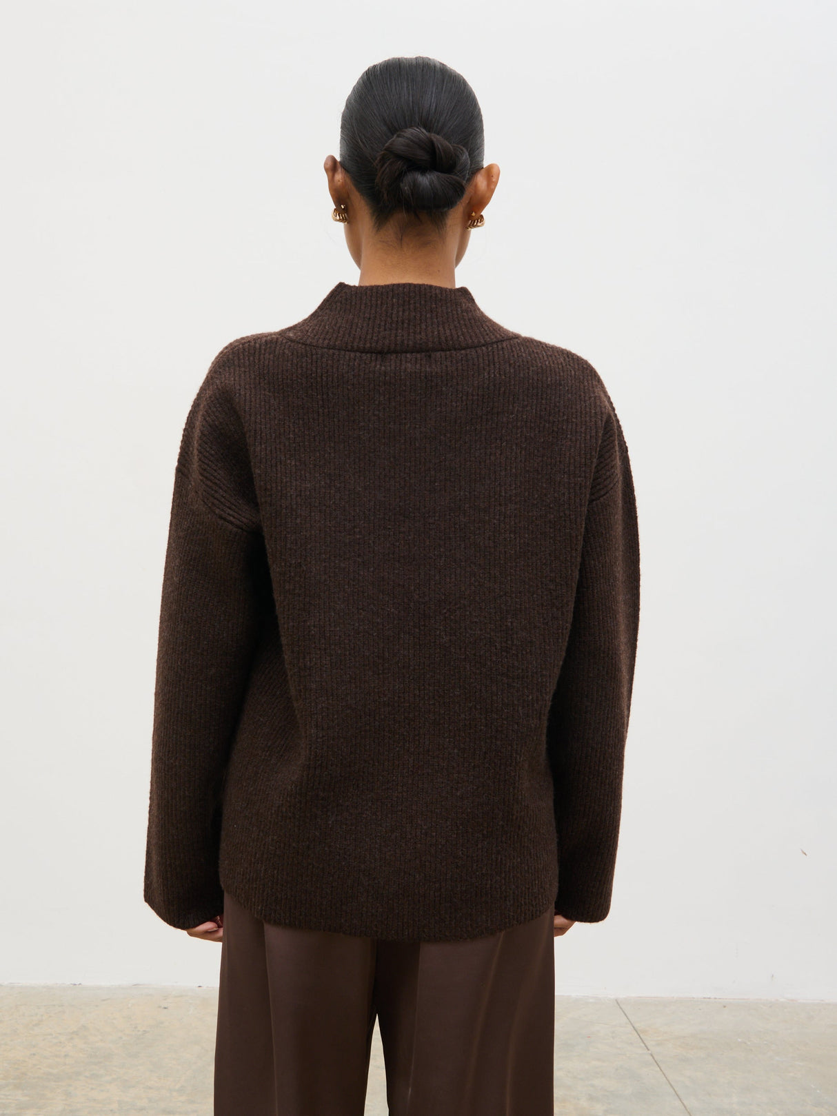 Briana Chunky V-Neck Knit Jumper - Chocolate