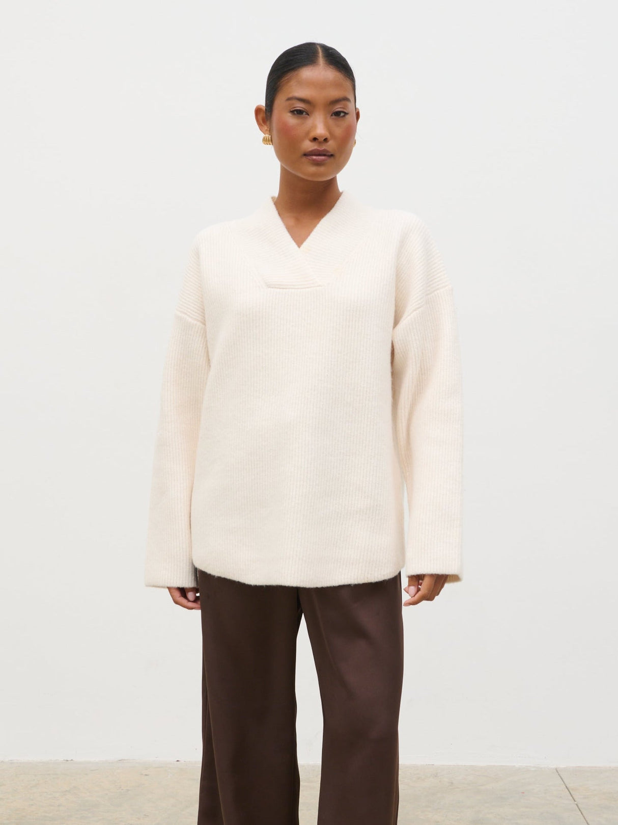 Briana Chunky V-Neck Knit Jumper - Cream