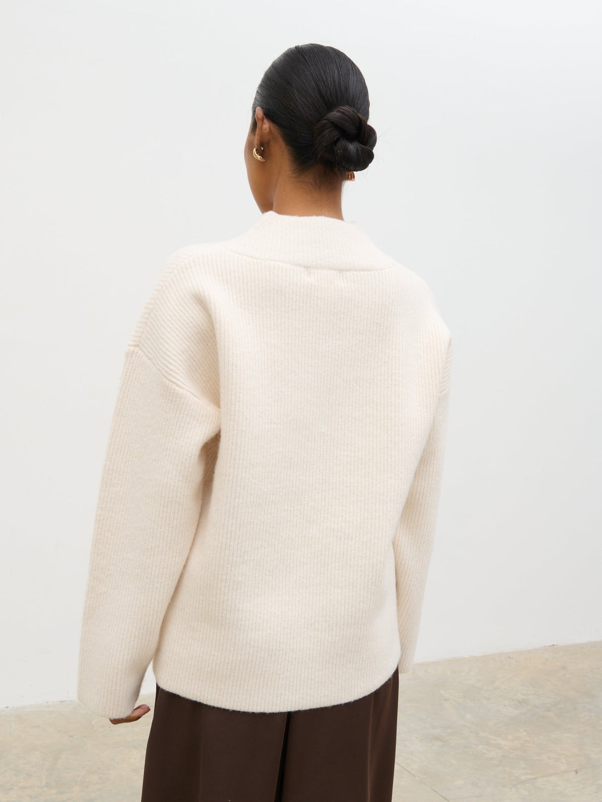 Briana Chunky V-Neck Knit Jumper - Cream