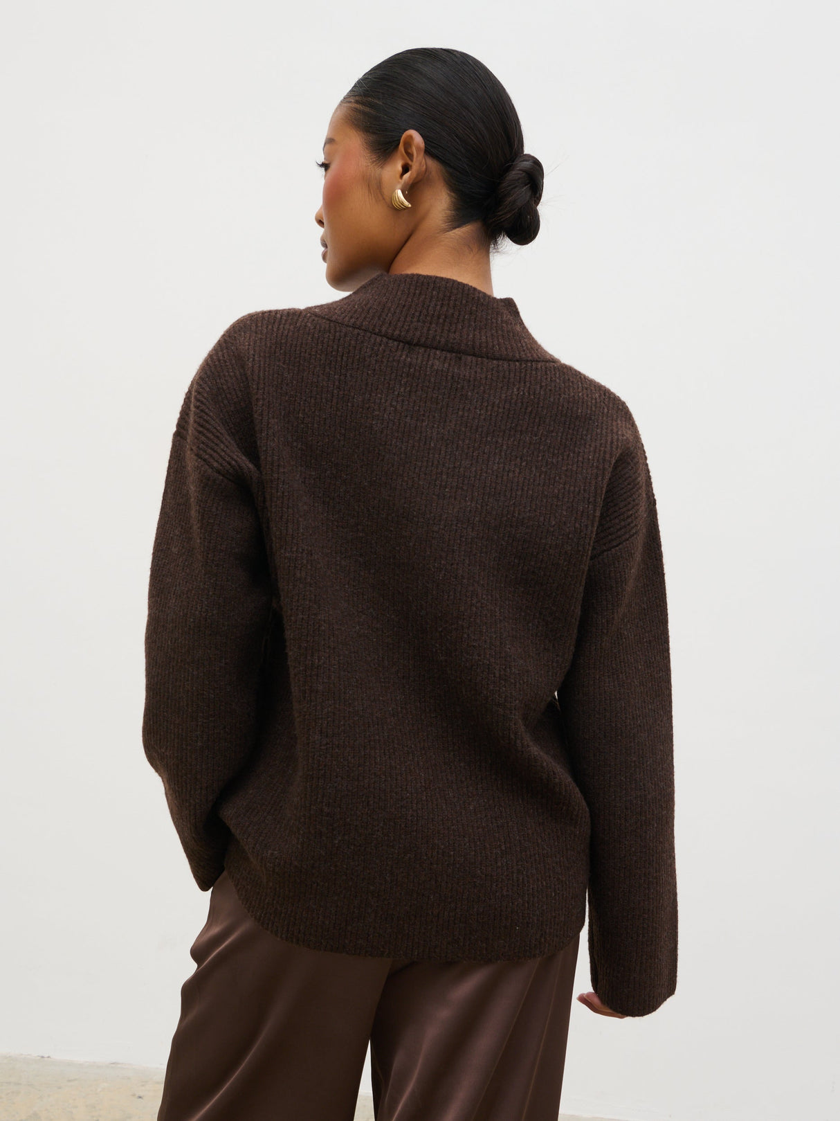 Briana Chunky V-Neck Knit Jumper - Chocolate
